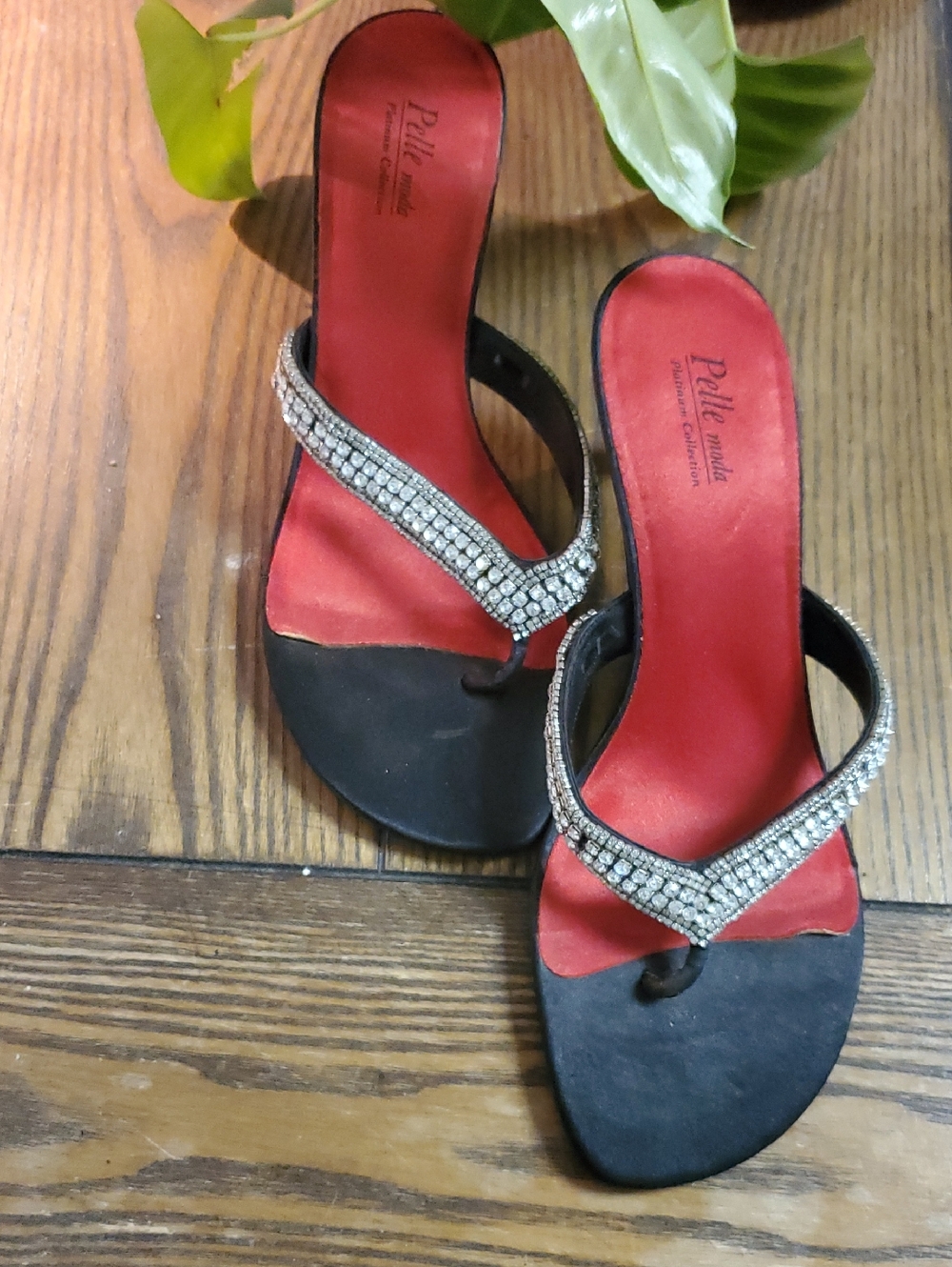 Pelle Moda Red Footbed Black Sole Rhinestone Thong Sandals